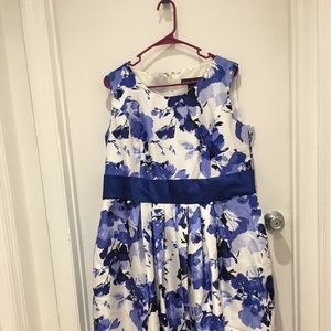 Jessica Howard dress